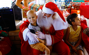 Com chegada do Papai Noel, Casa Guido festeja Natal