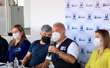 Covid-19: ministro da Saúde pede que se reforcem cuidados na vacinação