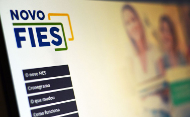 Fies encerra inscrições nesta sexta-feira