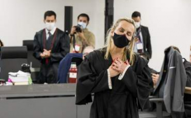 Boate Kiss: advogada usa carta psicografada para defender vocalista