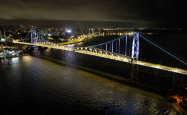 Iluminação cênica da Ponte Hercílio Luz inaugura neste domingo
