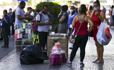 Pandemia ainda provoca impactos no mercado de trabalho, diz Ipea
