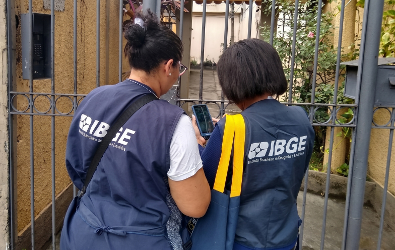 Mais de 8 mil vagas: IBGE abre contratação temporária com benefícios e salários de até R$ 4 mil 