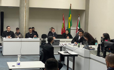 Curso de Direito da Esucri promove júri simulado sobre homicídio 