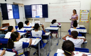Governo libera R$ 4 bi para ampliar vagas de tempo integral em escolas
