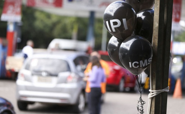 Brasil perde R$ 417 bi por ano com sonegação de impostos, diz estudo