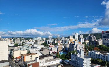 ((Áudio)) Sol e temperaturas agradáveis nesta quinta-feira