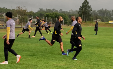 Tigre deve voltar ao 4-4-2 para enfrentar o Atlético Goianiense