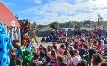IV Festival de Teatro do Revirado traz alegria a Cocal do Sul 