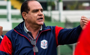 Waguinho, ex-Tigre, não continuará no comando do Marcílio Dias