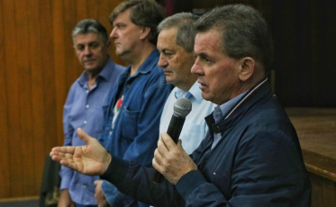 Nova Veneza assina seis ordens de serviço