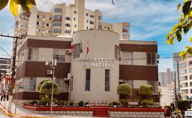 Servidores de Orleans terão 4% de reajuste