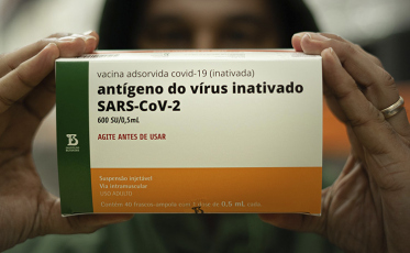 Covid-19: vacina Coronavac tem eficácia contra variantes P1 e P2