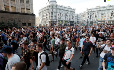 Bilionários do mundo têm mais riqueza do que 4,6 bilhões de pessoas