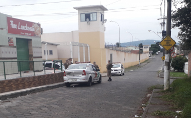 Segurança reforçada no Santa Augusta. Preso com meningite morreu