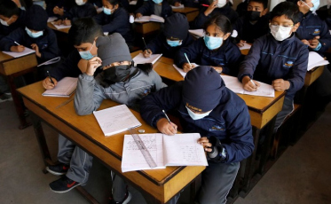 Pesquisadores chineses testam medicamentos contra coronavírus