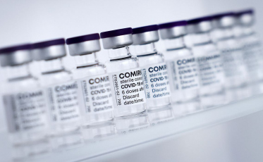 Anvisa aprova inclusão de nova fábrica da vacina da Pfizer