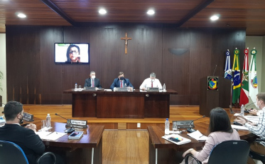 Vereadores cobram esclarecimentos sobre o Programa Lar Legal