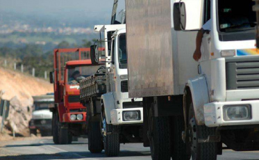 Elevação do preço do diesel pode gerar inflação dos alimentos e remédios