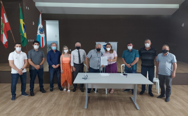 Prefeitura de Içara e Hospital São Donato assinam convênio de mais de R$ 4 milhões