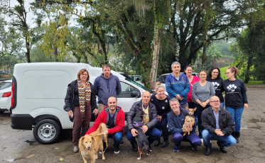 Novo veículo auxiliará nos trabalhos do COMBEA em Urussanga