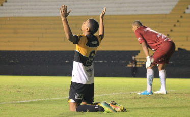 Com Wilsão de técnico, Tigre fez gol em todos os jogos