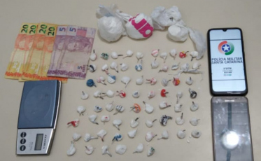 Homem é preso enquanto comercializava drogas 