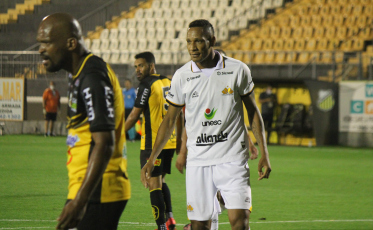 Tigre tem sequência de vitórias quebrada e cai uma posição na Série C