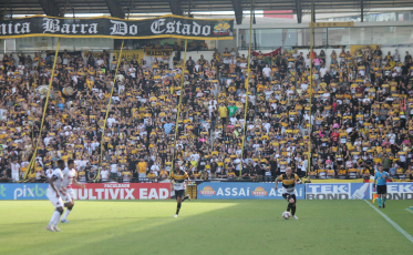 Mais público nos estádios