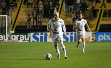 Tigre leva vantagem em jogos decisivos contra nordestinos