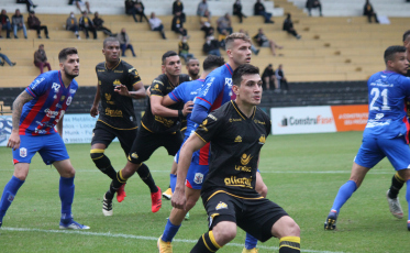 Tigre bate o Marcílio e vence a primeira em casa na Copa SC