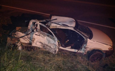 Três veículos se envolvem em acidente em rodovia