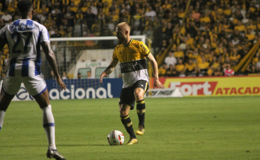 Após 30 cobranças de pênalti, Criciúma é o primeiro semifinalista do Estadual 