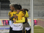 Com gols de Marcelo Hermes e Fellipe Mateus, Criciúma vence a Ponte Preta