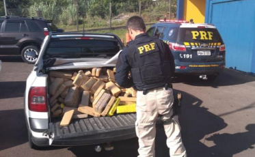 Homem em carro com placa de Criciúma é preso por tráfico no Rio Grande do Sul