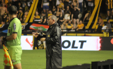 Tencati vê Criciúma organizado em campo: 