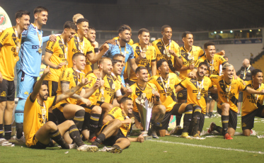 FOTOS: Veja imagens do jogo e da festa do Criciúma
