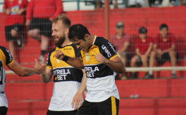 Eder marca e Criciúma vence o Inter de Lages