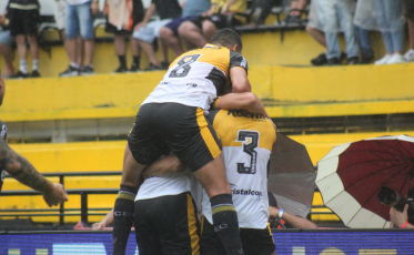 Tigre vence o Figueira por goleada na estreia do Catarinense