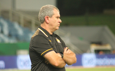 “Adversário nos surpreendeu na postura”, avalia Tencati sobre empate 