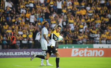 Goleada no HH: Criciúma mostra reação, mas Cuiabá mantém vitória folgada