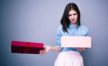 Procon orienta sobre troca de presentes e prazos para o consumidor