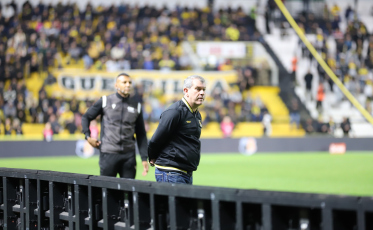 “Controlamos melhor o jogo e soubemos ganhar”, comenta Tencati após vitória