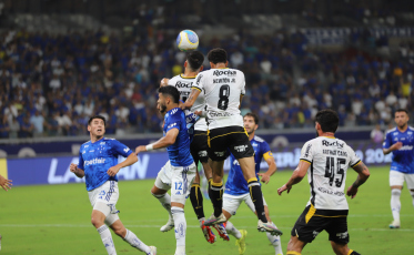 Criciúma perde para o Cruzeiro e fica a um ponto do Z4