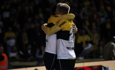 Com emoção até o fim, Criciúma vence e chega a três vitórias seguidas