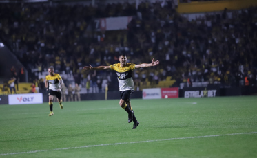 Criciúma vence o Novorizontino e entra para o G-4