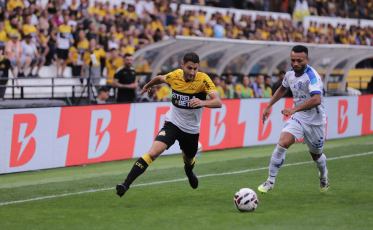 Tigre sai na frente, mas cai diante do lanterna Paysandu