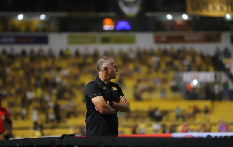 'Produzimos muito, mas precisávamos transformar em vitória', diz Eduardo Baptista após empate