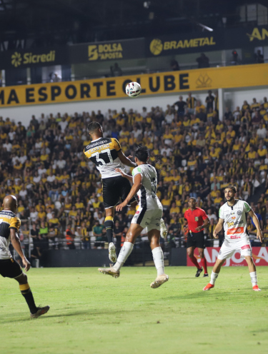 Criciúma estreia em casa com empate contra o Athletic pela segunda rodada da Série B