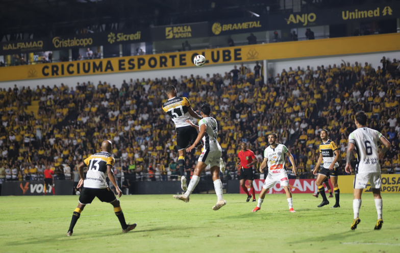 Criciúma estreia em casa com empate contra o Athletic pela segunda rodada da Série B